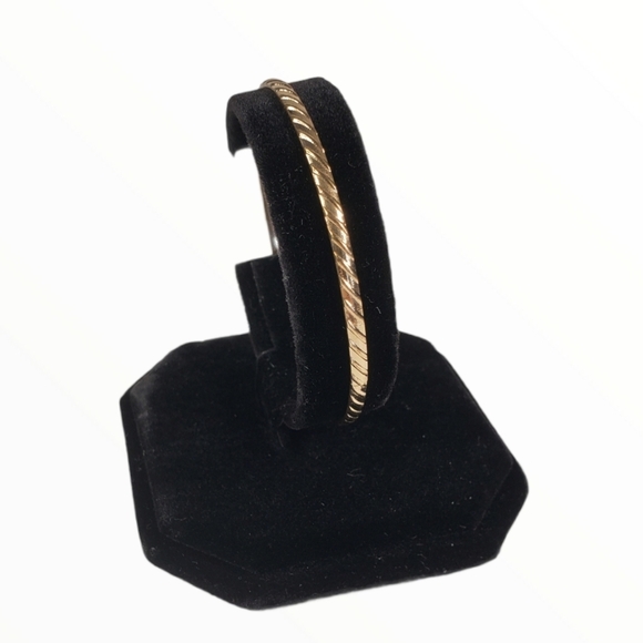 Set of 3 Vintage Brass Bangles - Picture 5 of 5